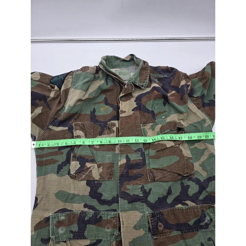 Vintage US Army Jacket Mens Medium Short Woodland Camo Military Coat 80s 90s - Picture 4 of 7